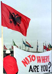 L'intervention de l'OTAN est rclame depuis longtemps par l'Albanie