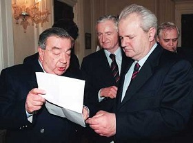 Primakov avec Milosevic, ou l'chec de la diplomatie russe  empcher les frappes de l'OTAN