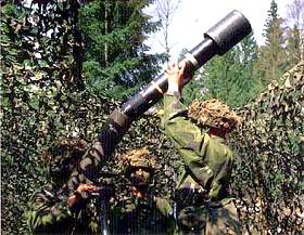 Munition autoguide Strix pour lance-mines de 12 cm - ici dans l'arme sudoise