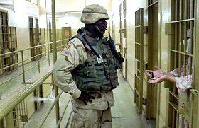 Garde  la prison d'Abu Ghraib
