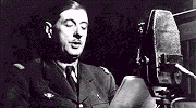Le gnral de Gaulle au micro de la BBC  Londres - Image www.charles-de-gaulle.org